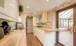 4 Bed in Bacton 8