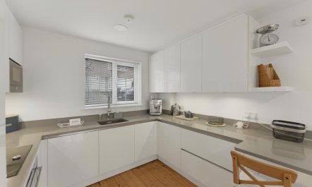 2 Bed in Windermere 8