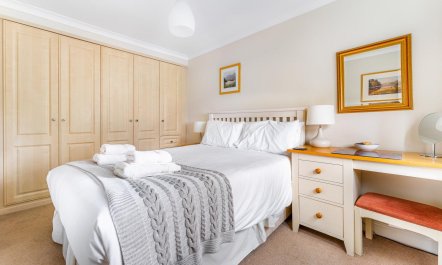 2 Bed in Ambleside 8