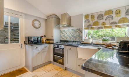 2 Bed in Ambleside 8
