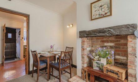 2 Bed in Newark 4