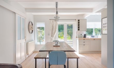 5 Bed in Staveley 8