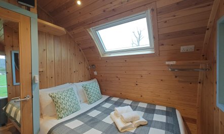 1 Bed in Tyn-y-Groes 9