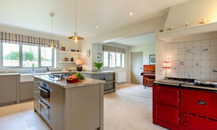 4 Bed in Sudbourne 1