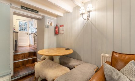2 Bed in Outgate 7