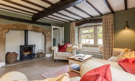 4 Bed in Norwood 3