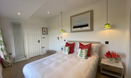 4 Bed in Norwood 7