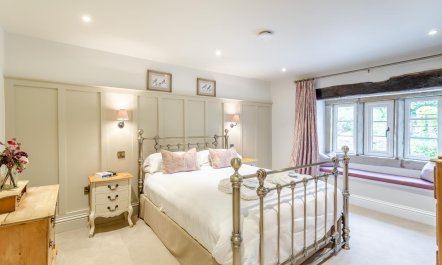 4 Bed in Norwood 6