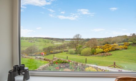 4 Bed in Norwood 3