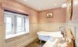 4 Bed in Norwood 7