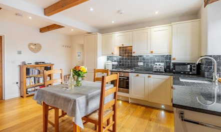 1 Bed in Ambleside 3