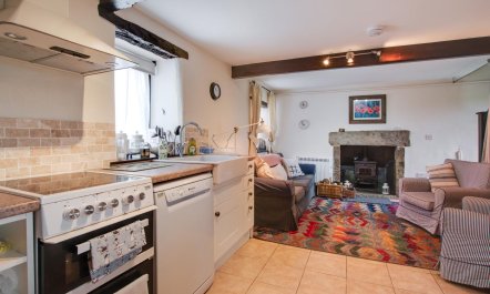 2 Bed in Castleton 2