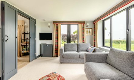 3 Bed in Rousdon 7