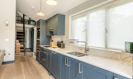 3 Bed in Rousdon 4