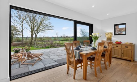 2 Bed in Cretingham 2