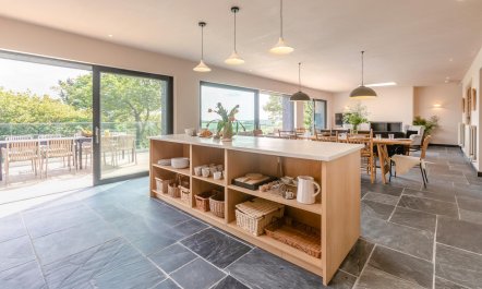 4 Bed in Hartland 8