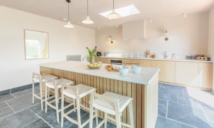 4 Bed in Hartland 7