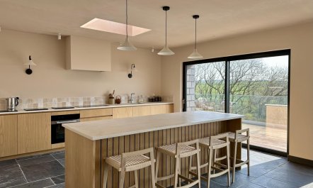 4 Bed in Hartland 8