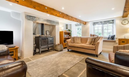 4 Bed in Outgate, Ambleside 2