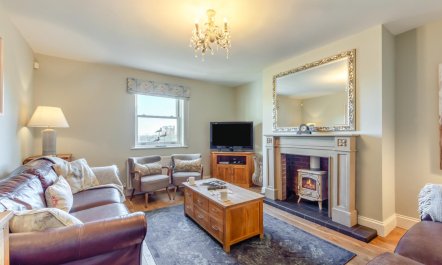4 Bed in Hawes 1