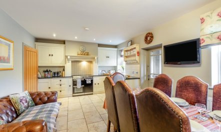 4 Bed in Hawes 2