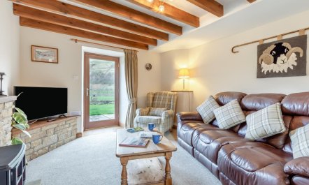2 Bed in Thwaite 3