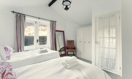 2 Bed in Grasmere 2