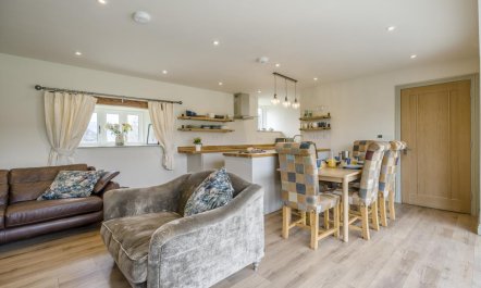 3 Bed in Watermillock 8