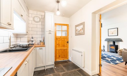 2 Bed in Ambleside 5