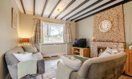 2 Bed in Beaconsfield 5