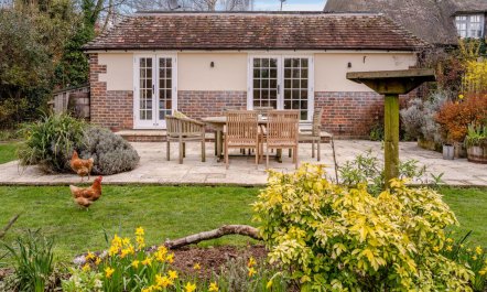 2 Bed in Winterbourne Dauntsey