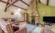 3 Bed in Bentham 2