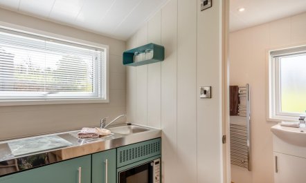 1 Bed in Bentham 7