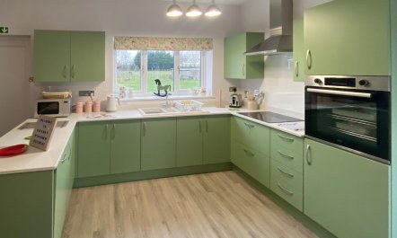 2 Bed in Brokerswood 5