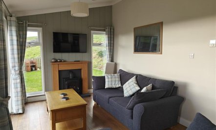 2 Bed in Glenluce 1