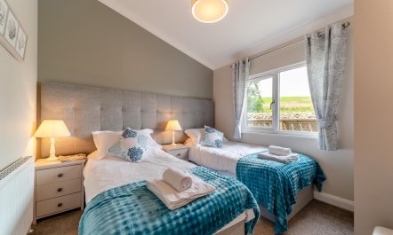 2 Bed in Glenluce 1