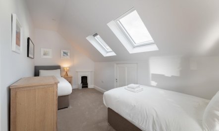 3 Bed in Market Place 4