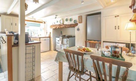 2 Bed in St. Keverne 5