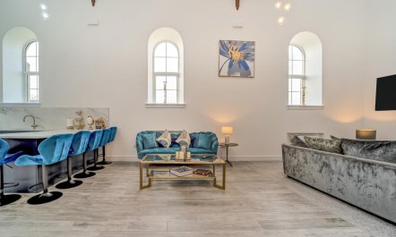 6 Bed in High Bonnybridge 7