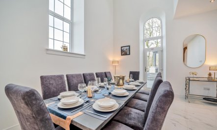 6 Bed in High Bonnybridge 5