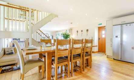 6 Bed in Middlesbrough 9