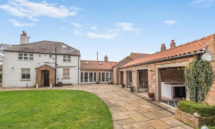 5 Bed in Murton, York 1