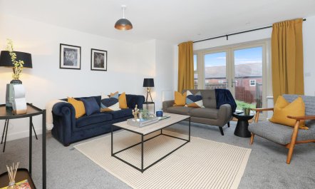 4 Bed in Nottingham 2