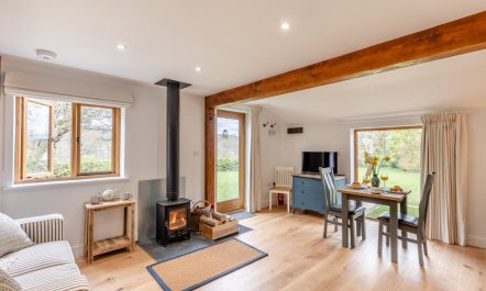 1 Bed in Wheat Common 3