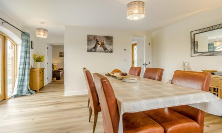 3 Bed in Northwood 5