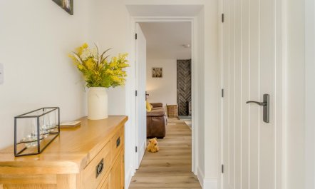3 Bed in Northwood 6