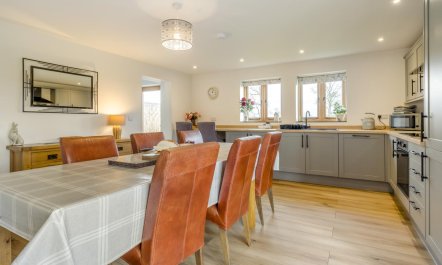 3 Bed in Northwood 3