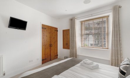2 Bed in Ambleside 8