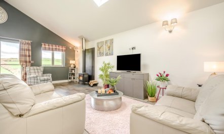 1 Bed in St. Wenn 1