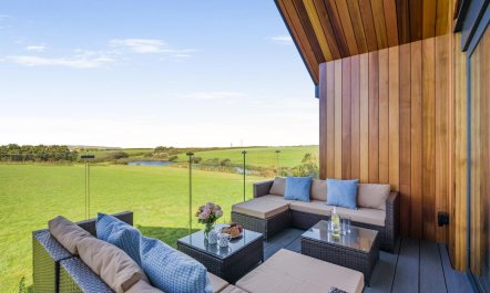 4 Bed in Padstow 2